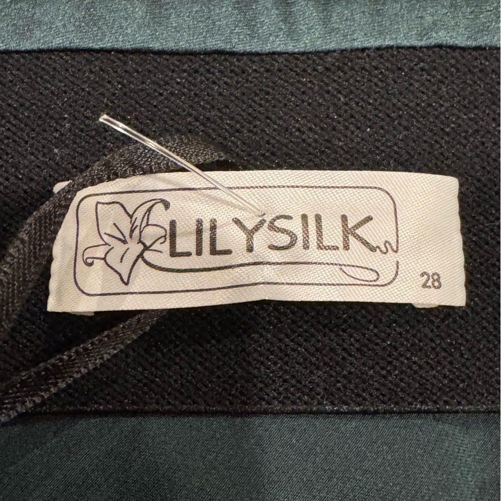 Lilysilk NWT 100% Mulberry Silk Maxi Skirt Green Size 28 US 6-8 - Picture 5 of 10